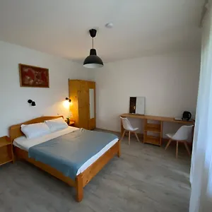 Travellers Rest Bucureşti
